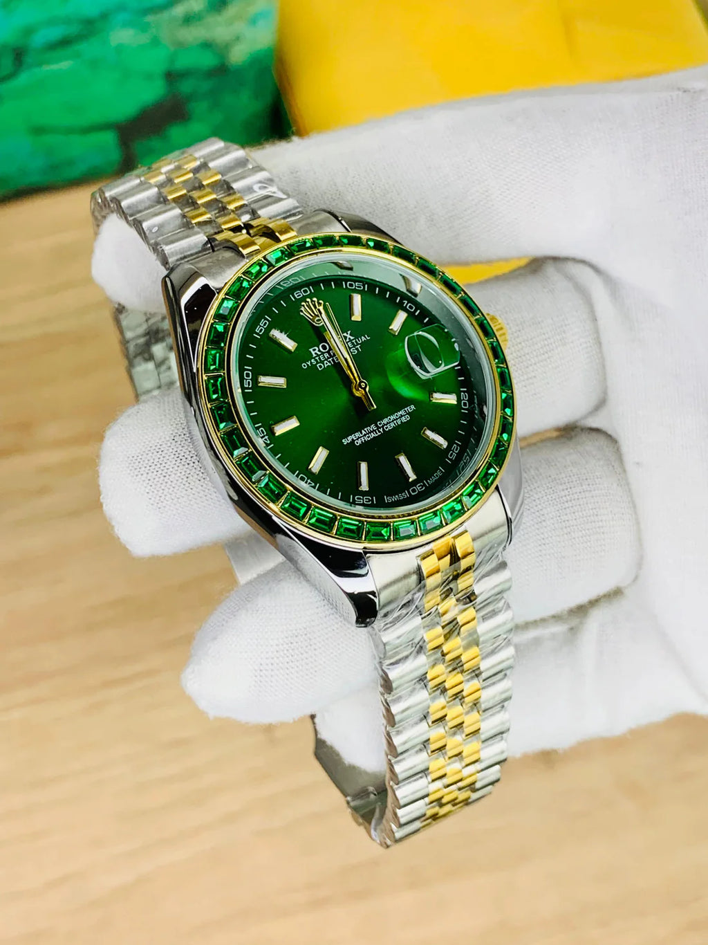 ROLEX OYESTER PERPETUAL DATEJUST - GREEN
