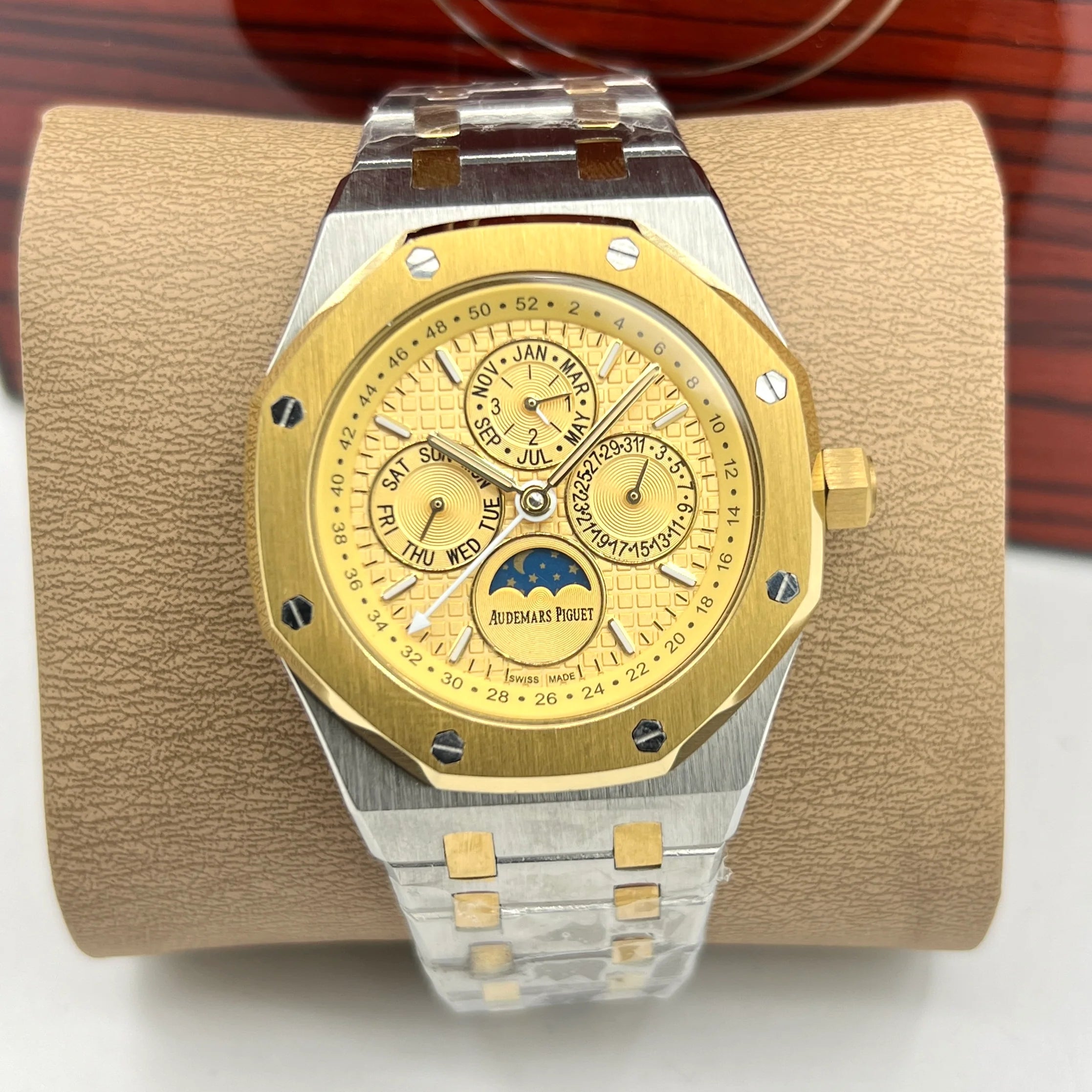 AUDEMARS PIGUET PERPETUAL CALENDAR - GOLDEN