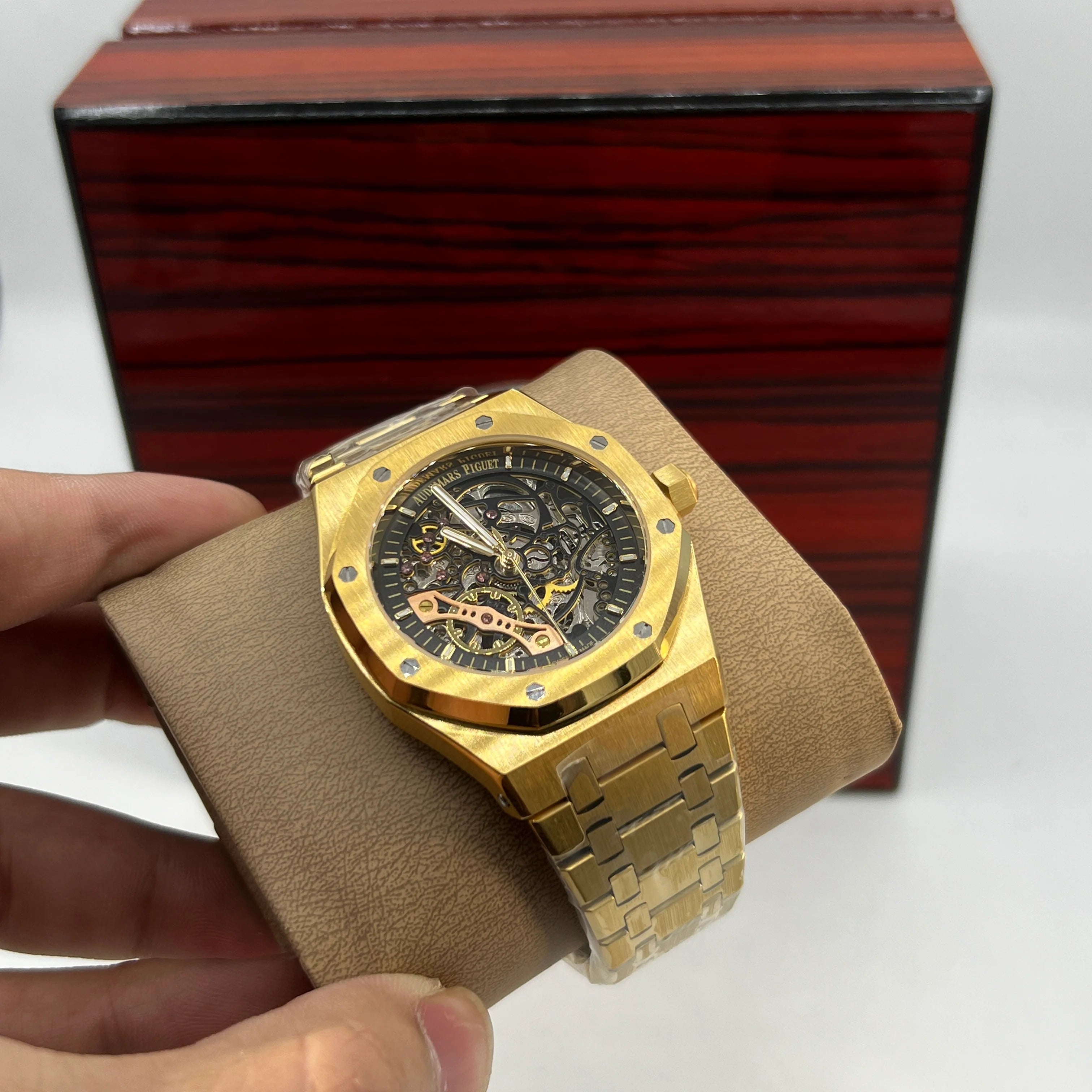 AUDEMARS PIGUET SKELETON - GOLDEN BLACK