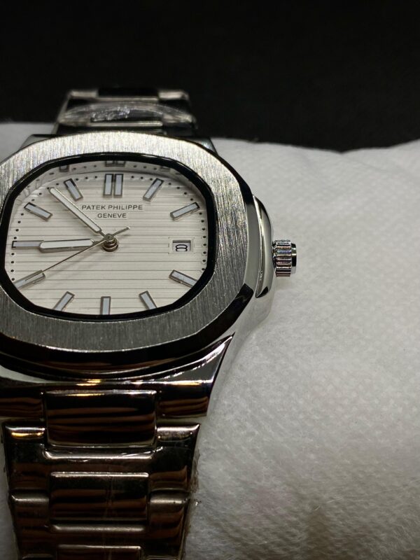PATEK PHILLIPE NAUTILUS WHITE