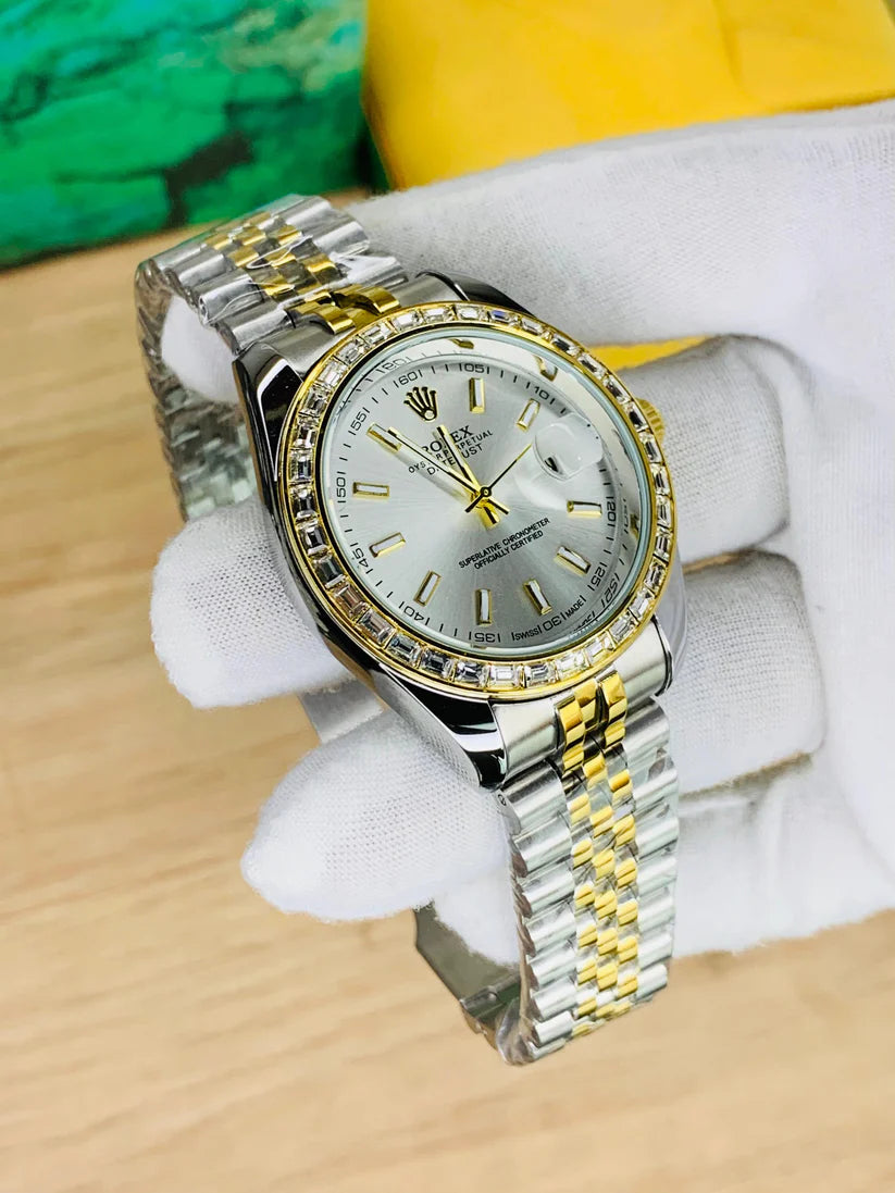 ROLEX OYESTER PERPETUAL DATEJUST - SILVER